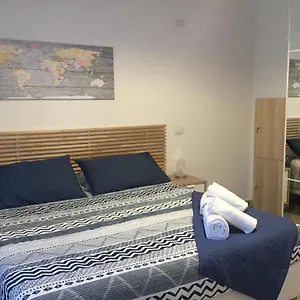 Casa Vittoria - A Pochi Passi Da Porta Romana Appartamento